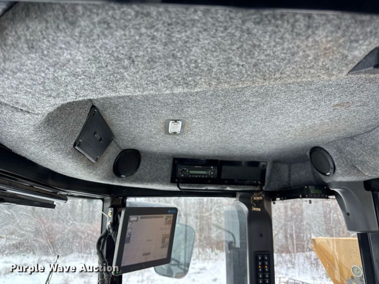 image for item OG9755 2013 Agco Rogator RG1100 spreader