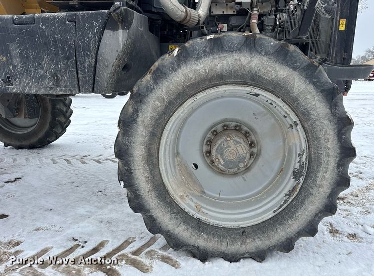 image for item OG9755 2013 Agco Rogator RG1100 spreader