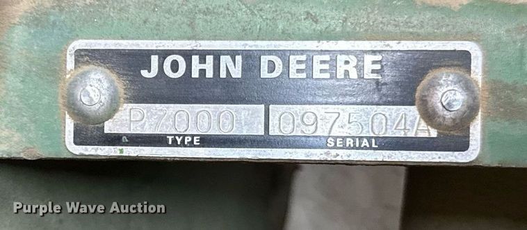 image for item OG9760 John Deere 7000 planter