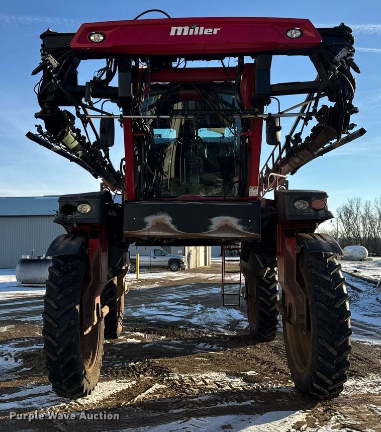 image for item OG9762 2014 Miller Nitro 5240 sprayer