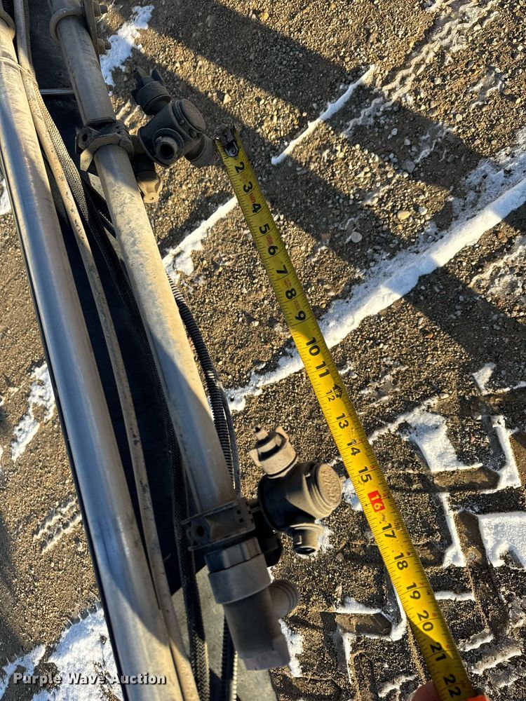 image for item OG9762 2014 Miller Nitro 5240 sprayer