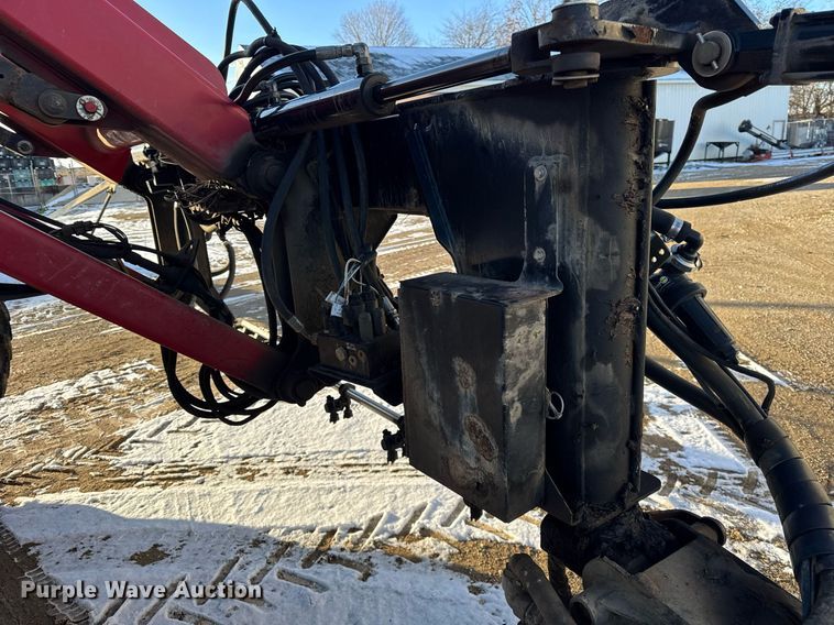 image for item OG9762 2014 Miller Nitro 5240 sprayer