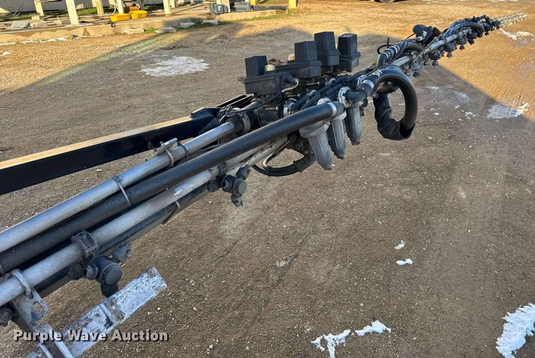 image for item OG9762 2014 Miller Nitro 5240 sprayer