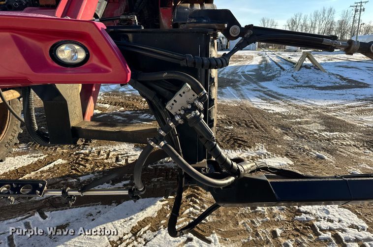 image for item OG9762 2014 Miller Nitro 5240 sprayer