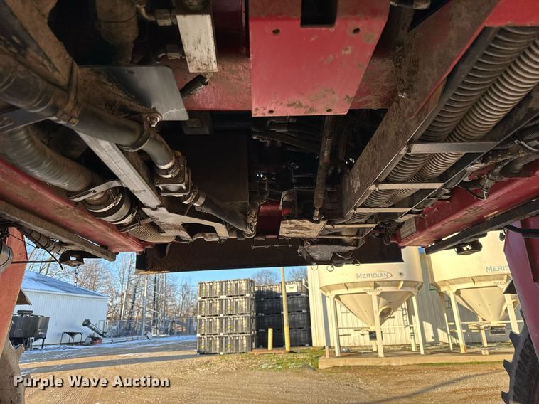 image for item OG9762 2014 Miller Nitro 5240 sprayer