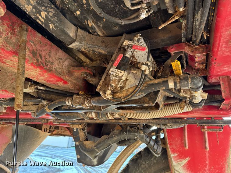 image for item OG9762 2014 Miller Nitro 5240 sprayer