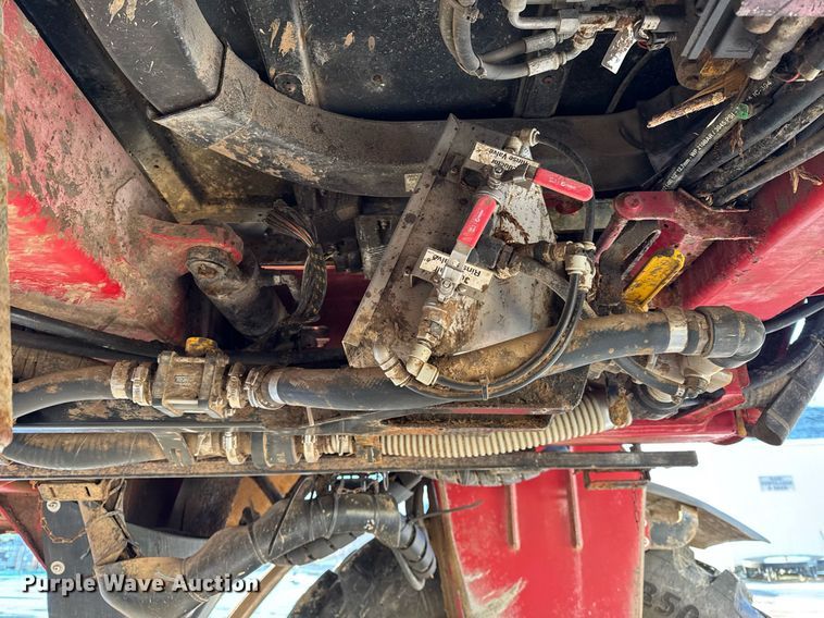 image for item OG9762 2014 Miller Nitro 5240 sprayer