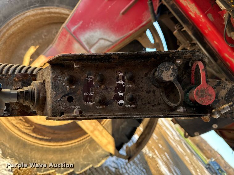 image for item OG9762 2014 Miller Nitro 5240 sprayer