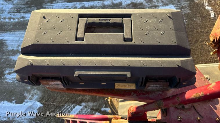 image for item OG9762 2014 Miller Nitro 5240 sprayer