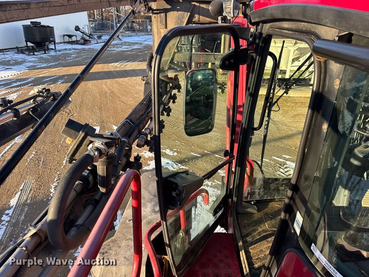 image for item OG9762 2014 Miller Nitro 5240 sprayer