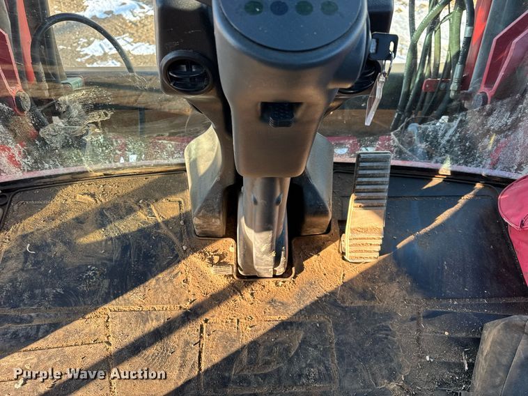 image for item OG9762 2014 Miller Nitro 5240 sprayer