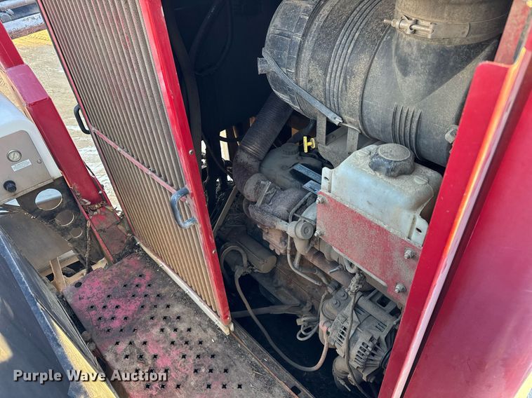 image for item OG9762 2014 Miller Nitro 5240 sprayer