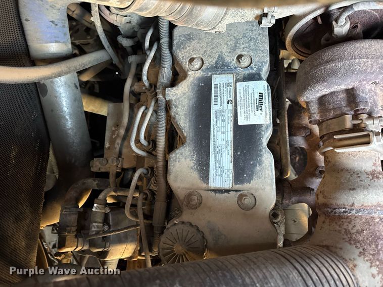 image for item OG9762 2014 Miller Nitro 5240 sprayer