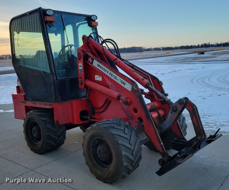 image for item OH9449 Massey Ferguson 7500 wheel loader