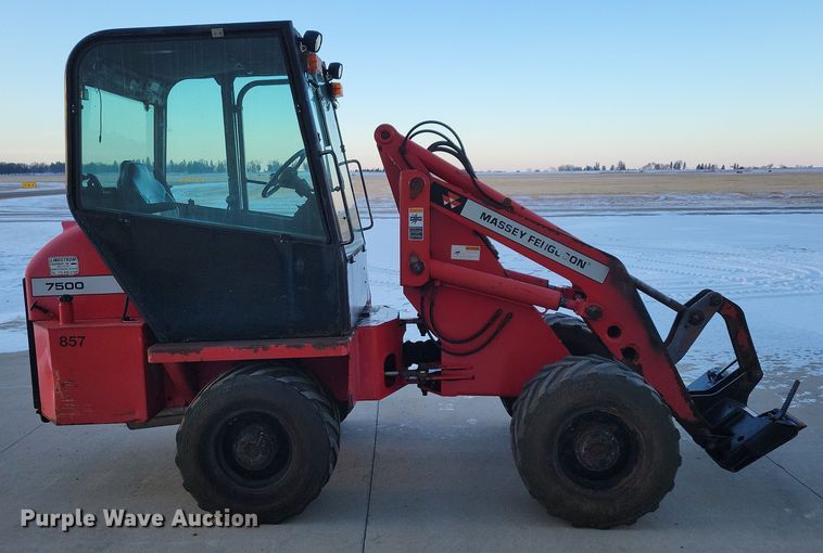 image for item OH9449 Massey Ferguson 7500 wheel loader