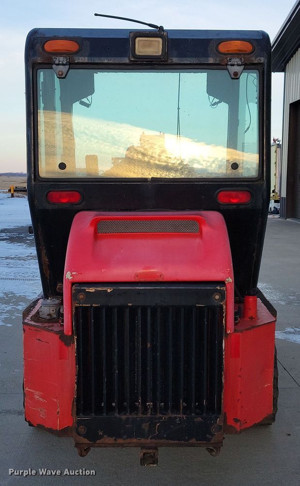 image for item OH9449 Massey Ferguson 7500 wheel loader