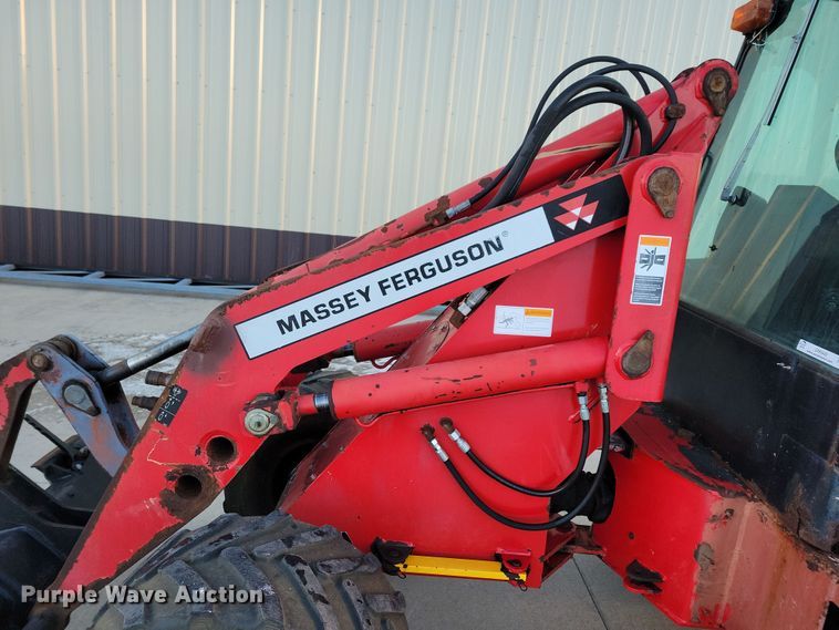 image for item OH9449 Massey Ferguson 7500 wheel loader