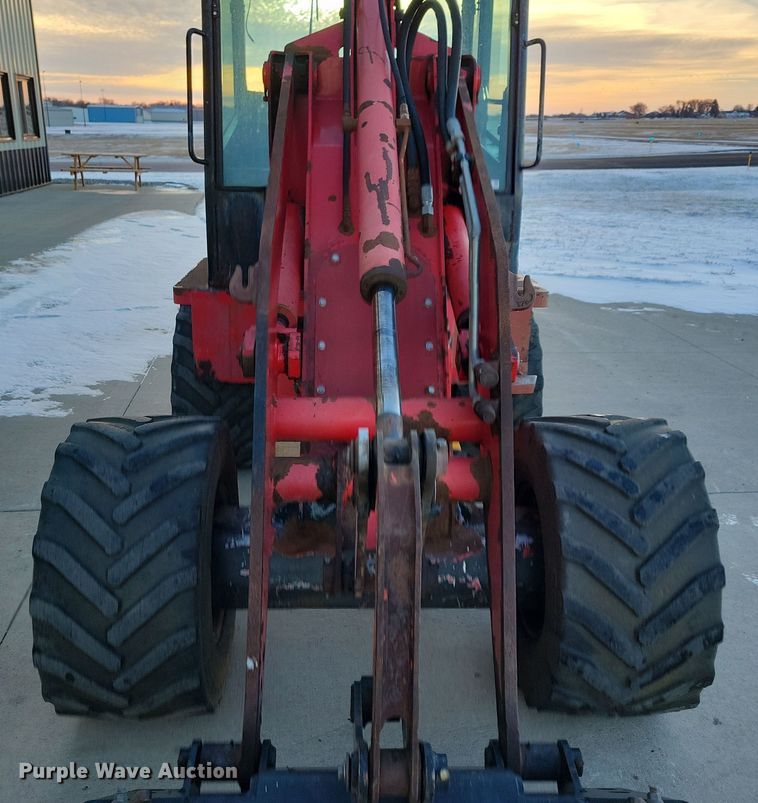 image for item OH9449 Massey Ferguson 7500 wheel loader