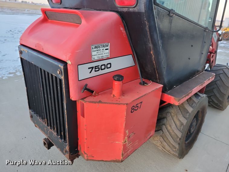 image for item OH9449 Massey Ferguson 7500 wheel loader