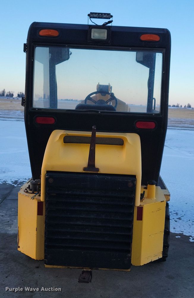 image for item OH9450 2000 Willmar Wrangler 4500 wheel loader