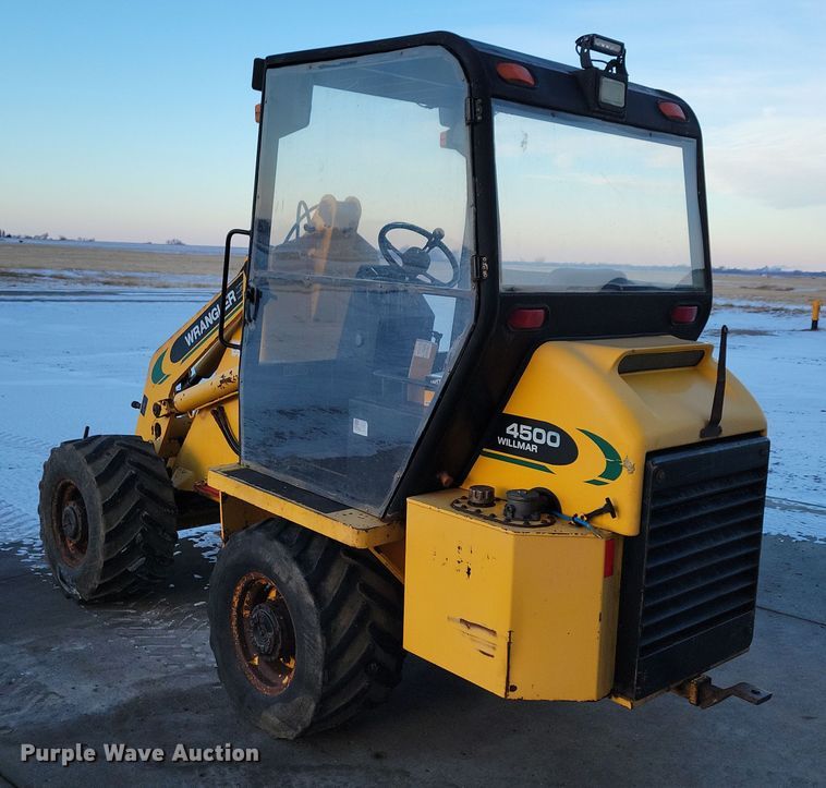image for item OH9450 2000 Willmar Wrangler 4500 wheel loader