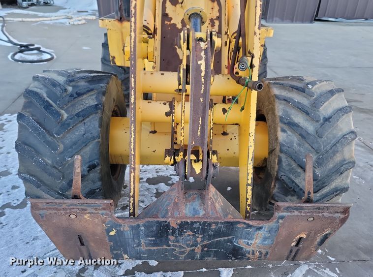 image for item OH9450 2000 Willmar Wrangler 4500 wheel loader