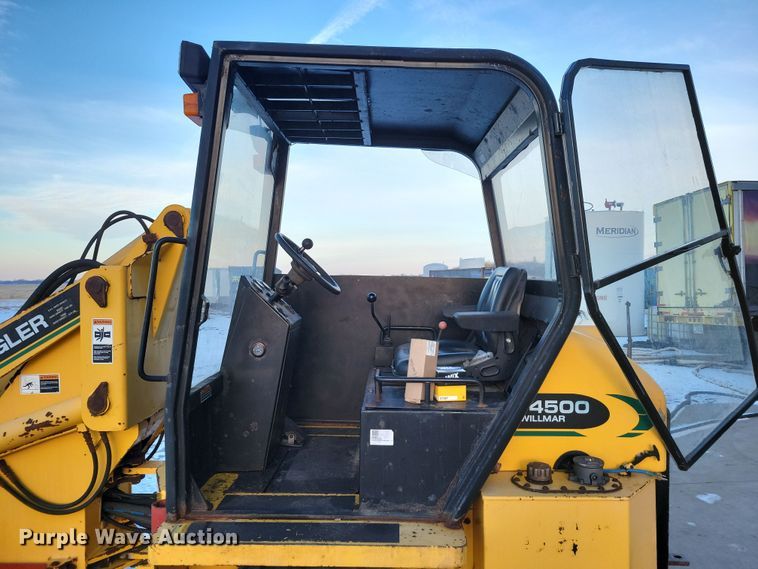 image for item OH9450 2000 Willmar Wrangler 4500 wheel loader