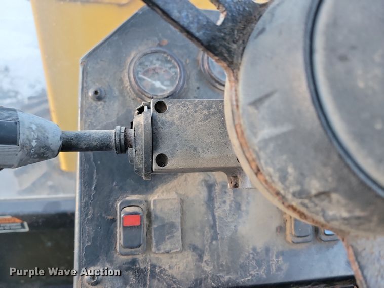 image for item OH9450 2000 Willmar Wrangler 4500 wheel loader