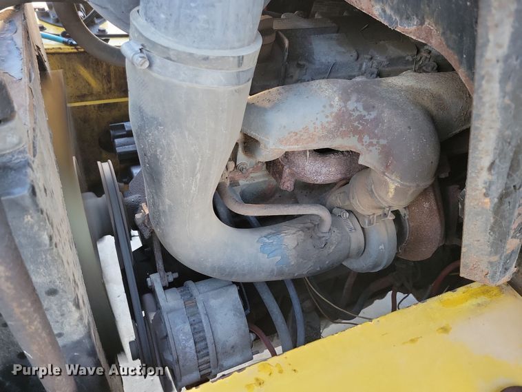 image for item OH9450 2000 Willmar Wrangler 4500 wheel loader