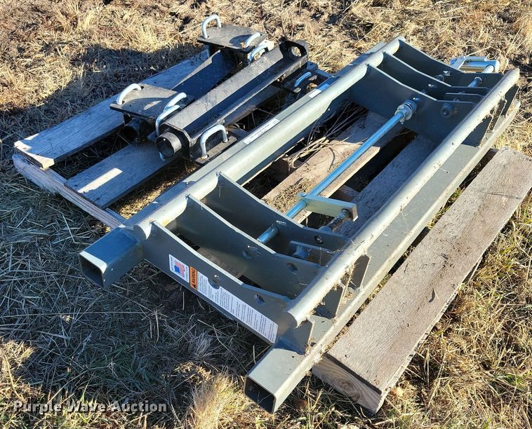 image for item OH9452 Tractor brackets