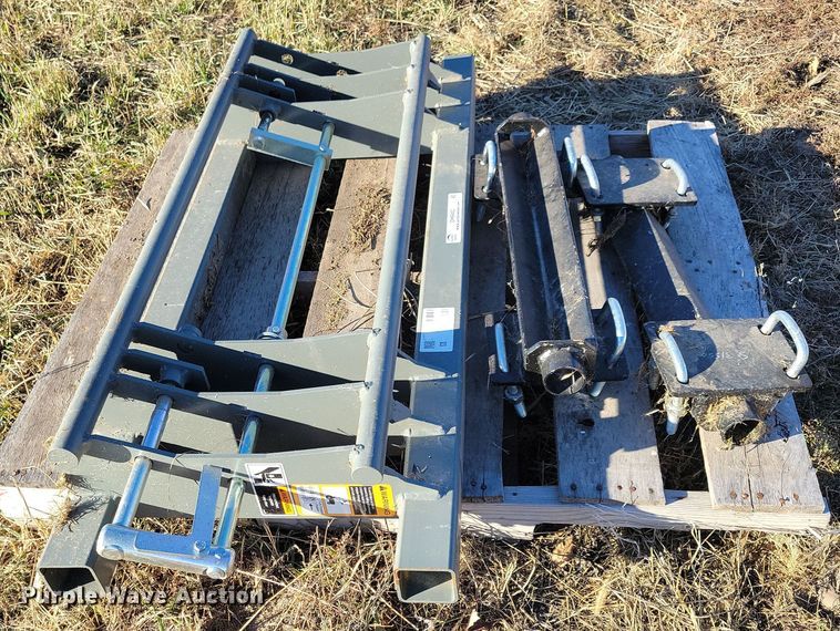 image for item OH9452 Tractor brackets