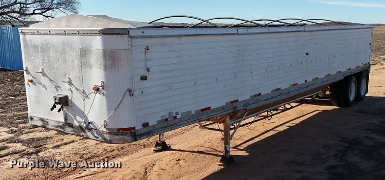 image for item ZA0516 1976 Timpte grain trailer