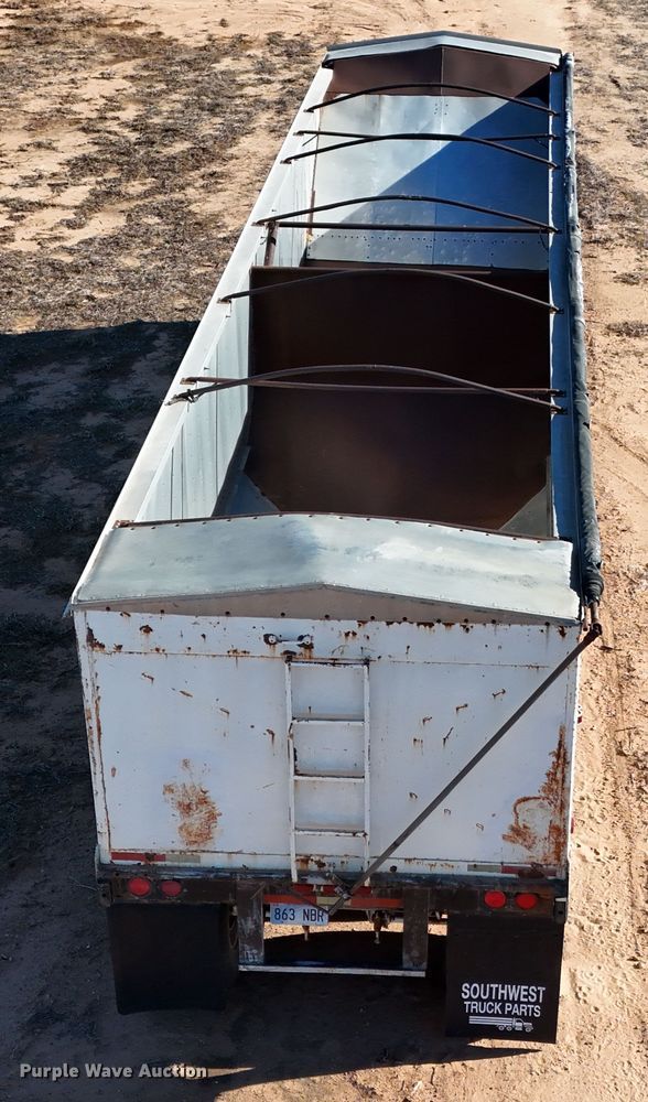 image for item ZA0516 1976 Timpte grain trailer