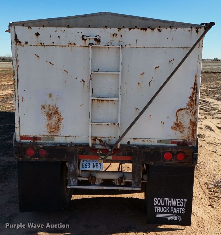 image for item ZA0516 1976 Timpte grain trailer