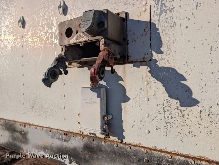 image for item ZA0516 1976 Timpte grain trailer