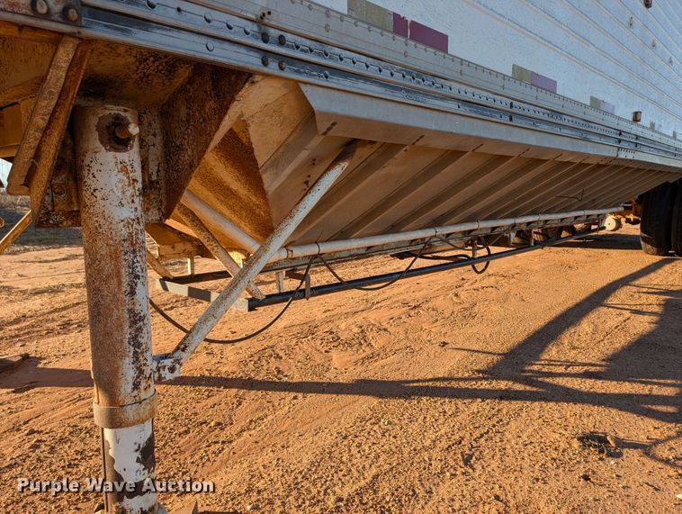 image for item ZA0516 1976 Timpte grain trailer