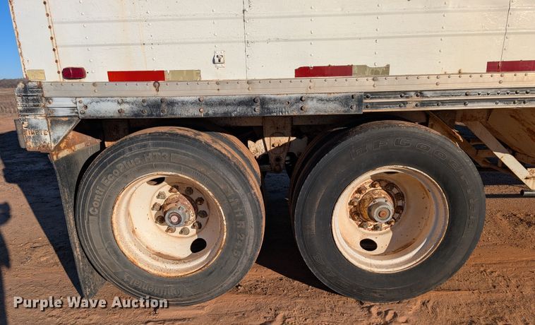 image for item ZA0516 1976 Timpte grain trailer