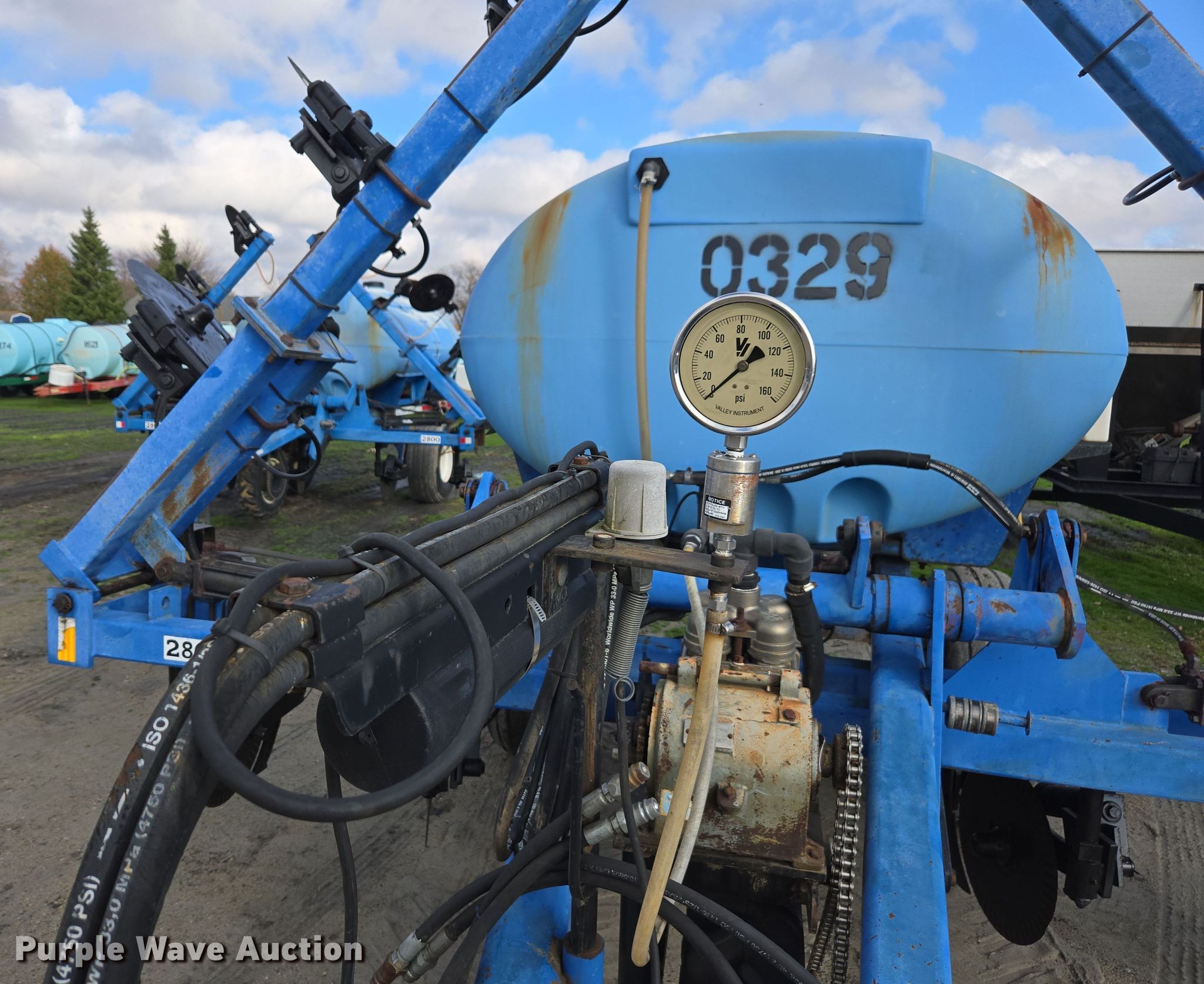 Case 2800 liquid fertilizer applicator in Covington, OH | Item