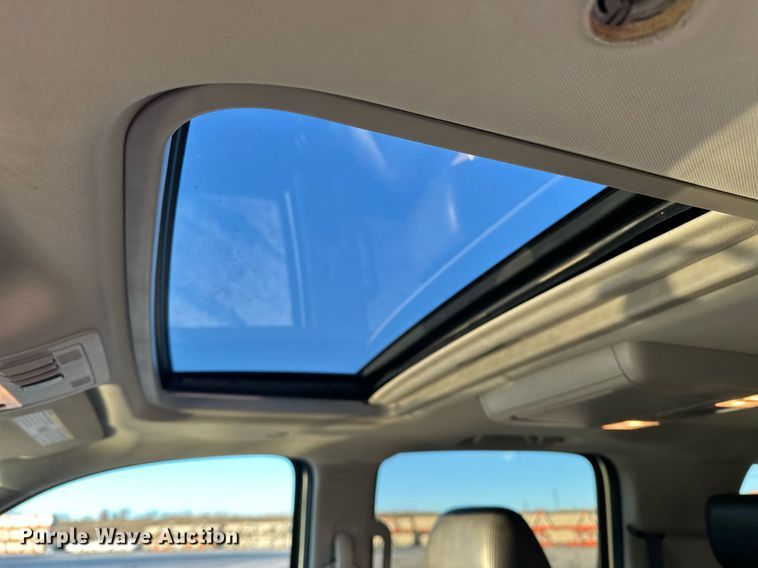 image for item DF8439 2012 GMC Yukon Denali SUV