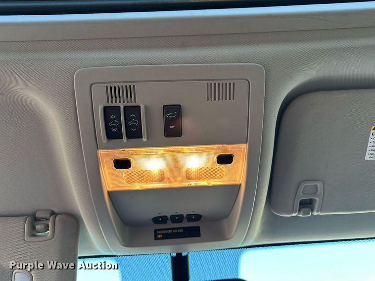 image for item DF8439 2012 GMC Yukon Denali SUV