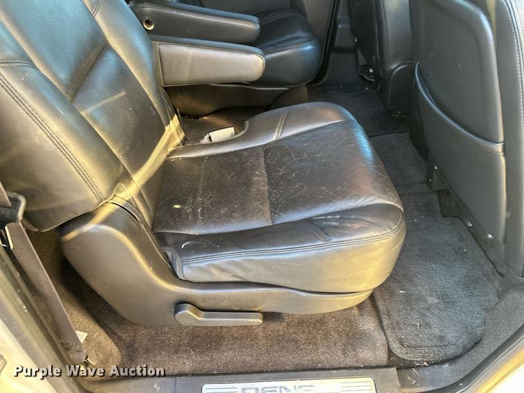 image for item DF8439 2012 GMC Yukon Denali SUV