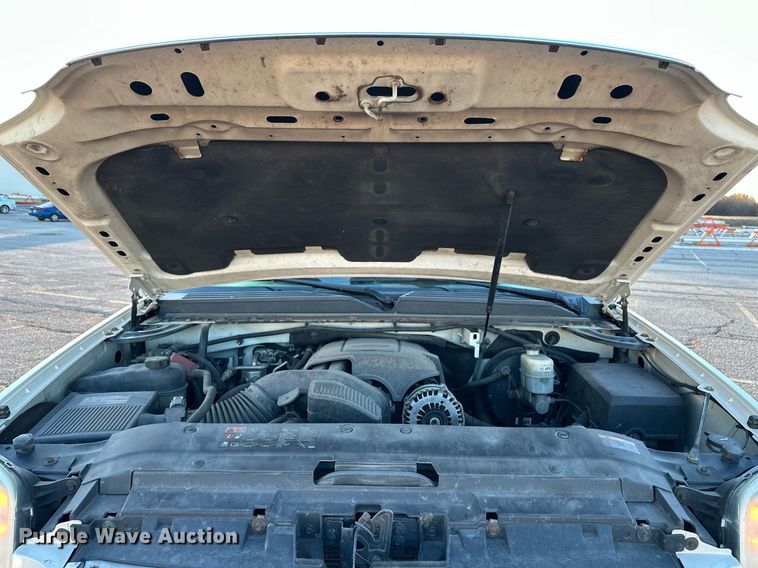 image for item DF8439 2012 GMC Yukon Denali SUV