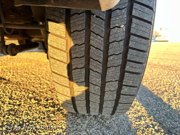 image for item DF8439 2012 GMC Yukon Denali SUV