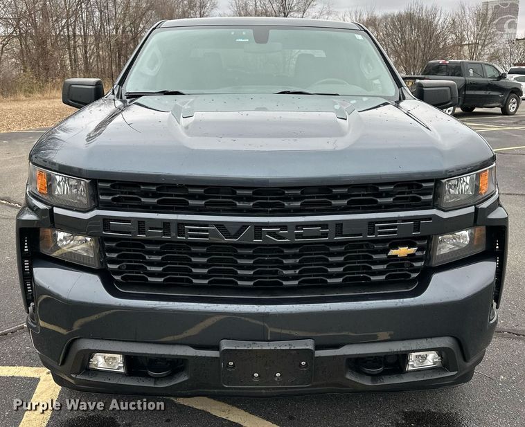 image for item DF8446 2020 Chevrolet Silverado 1500 Crew Cab pickup truck
