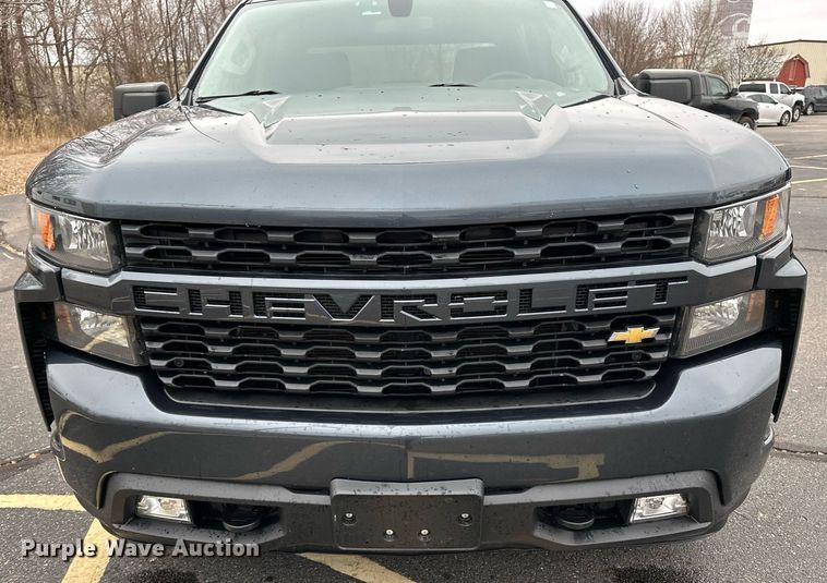 image for item DF8446 2020 Chevrolet Silverado 1500 Crew Cab pickup truck