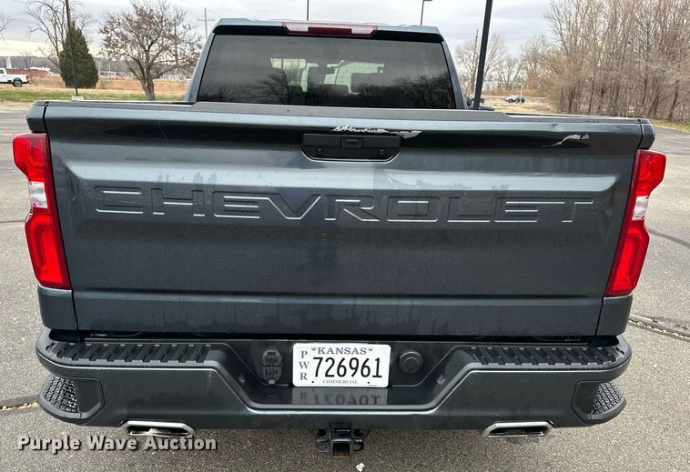 image for item DF8446 2020 Chevrolet Silverado 1500 Crew Cab pickup truck