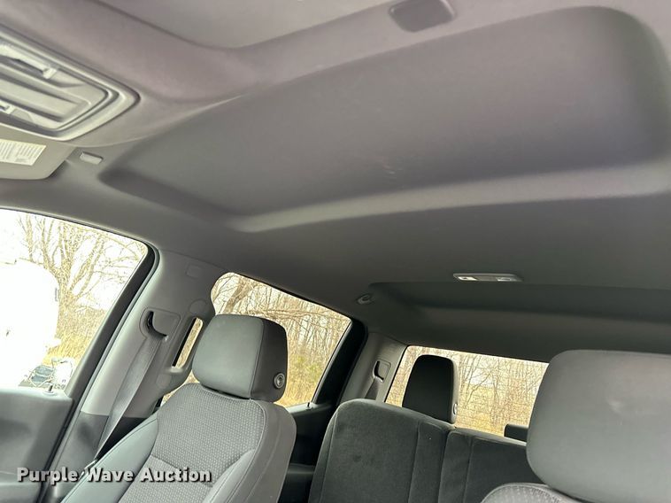 image for item DF8446 2020 Chevrolet Silverado 1500 Crew Cab pickup truck