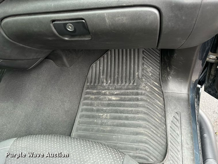 image for item DF8446 2020 Chevrolet Silverado 1500 Crew Cab pickup truck