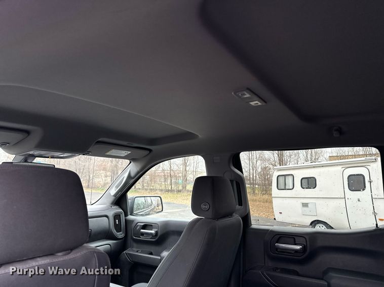 image for item DF8446 2020 Chevrolet Silverado 1500 Crew Cab pickup truck