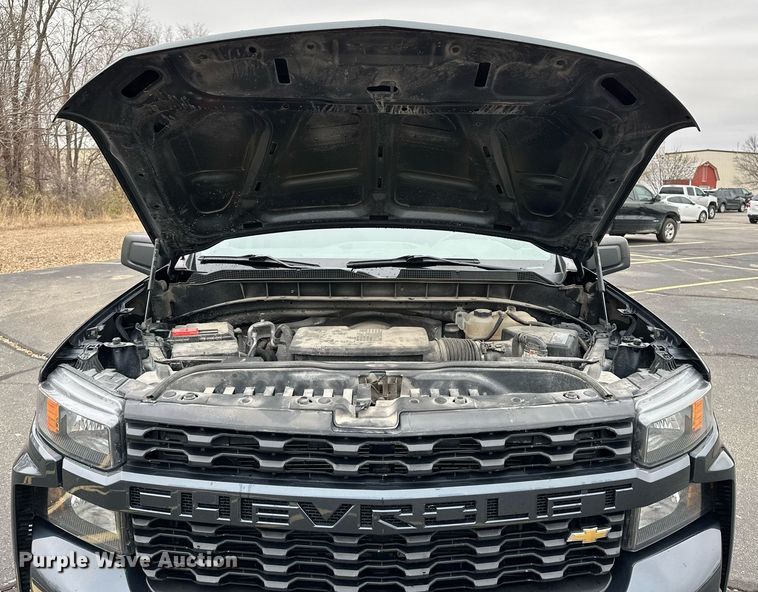 image for item DF8446 2020 Chevrolet Silverado 1500 Crew Cab pickup truck